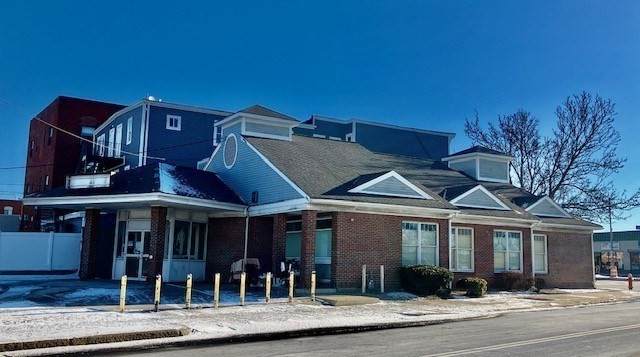 29 Market Square - Photo 1