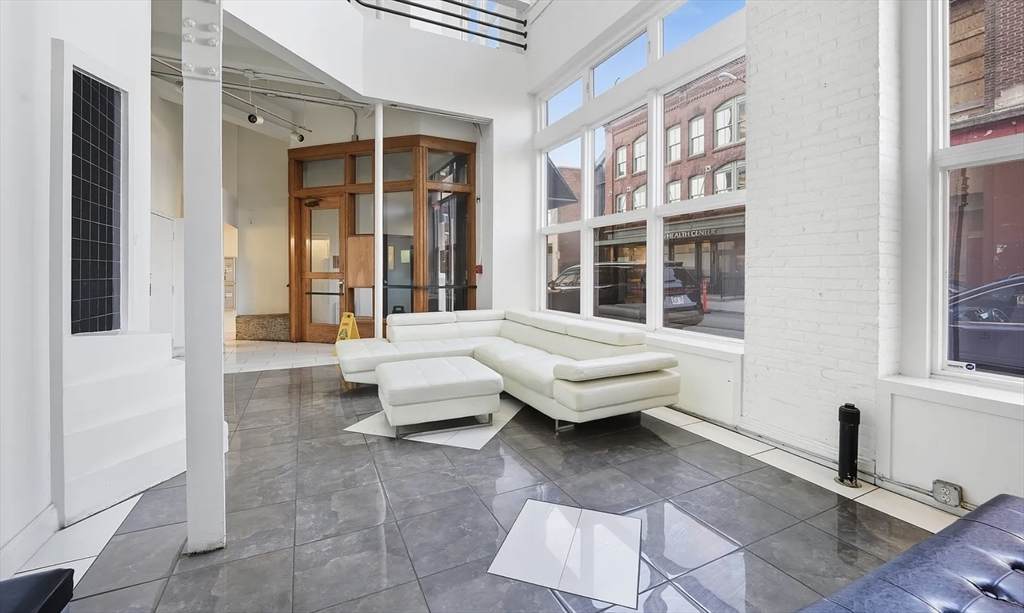 15 Park St - Photo 1