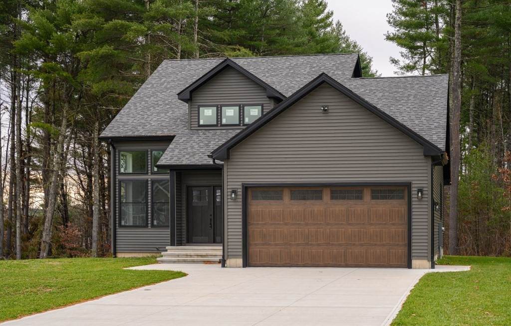 17 Woodland Ln - Photo 1