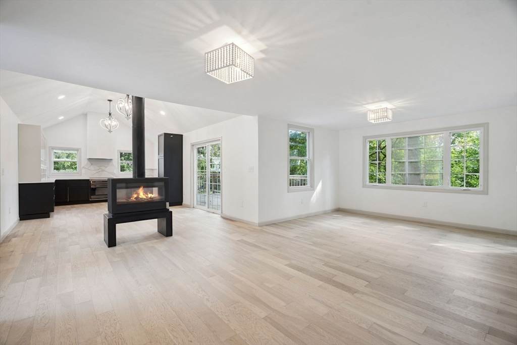 18 Chestnut Hill Rd - Photo 1