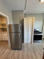 852 Washington St - Photo 2