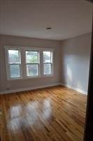 654 Metropolitan Ave - Photo 3
