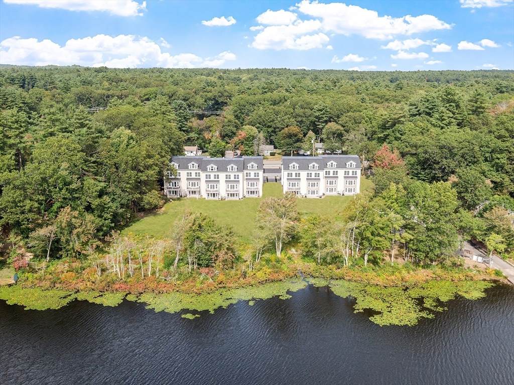 206 W Main St - Photo 1