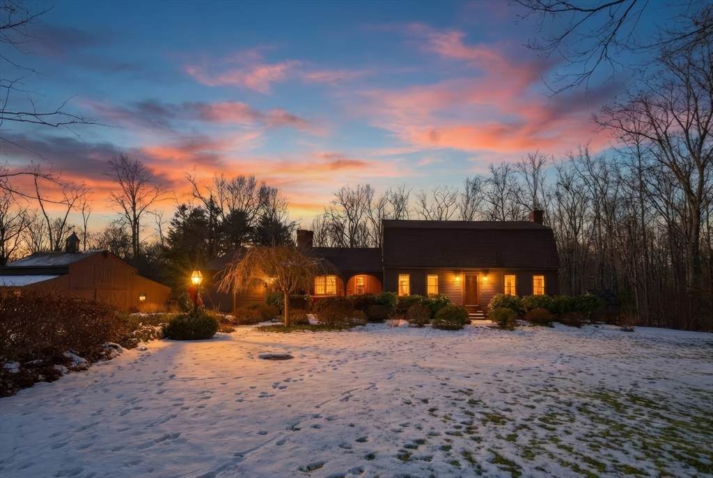 4 Thayer Rd - Photo 1