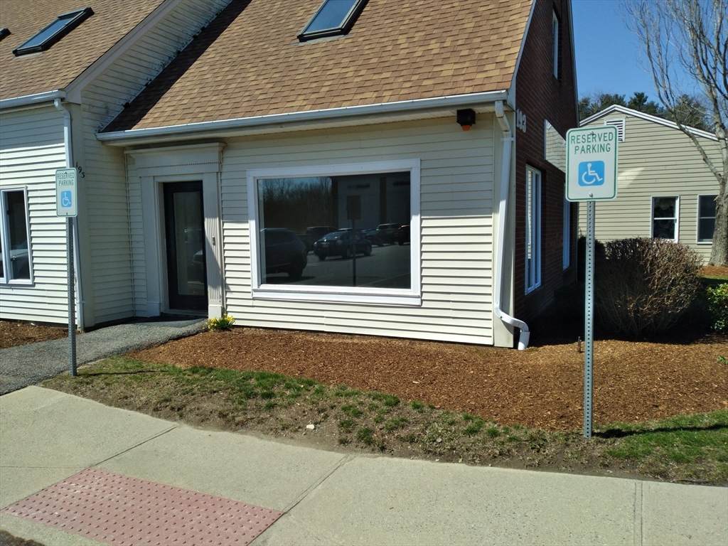 193 Rockland St - Photo 1