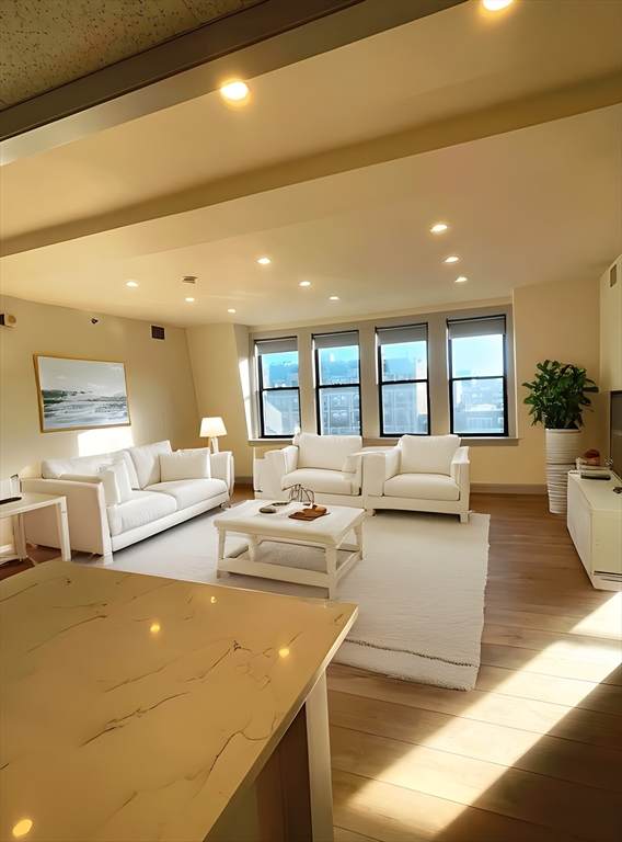 475 Commonwealth Avenue - Photo 1