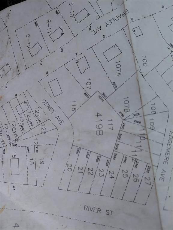 121-122 Dewey Ave - Photo 1