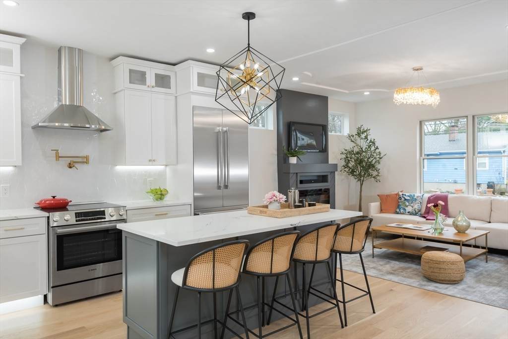 6 Gordon Rd - Photo 1