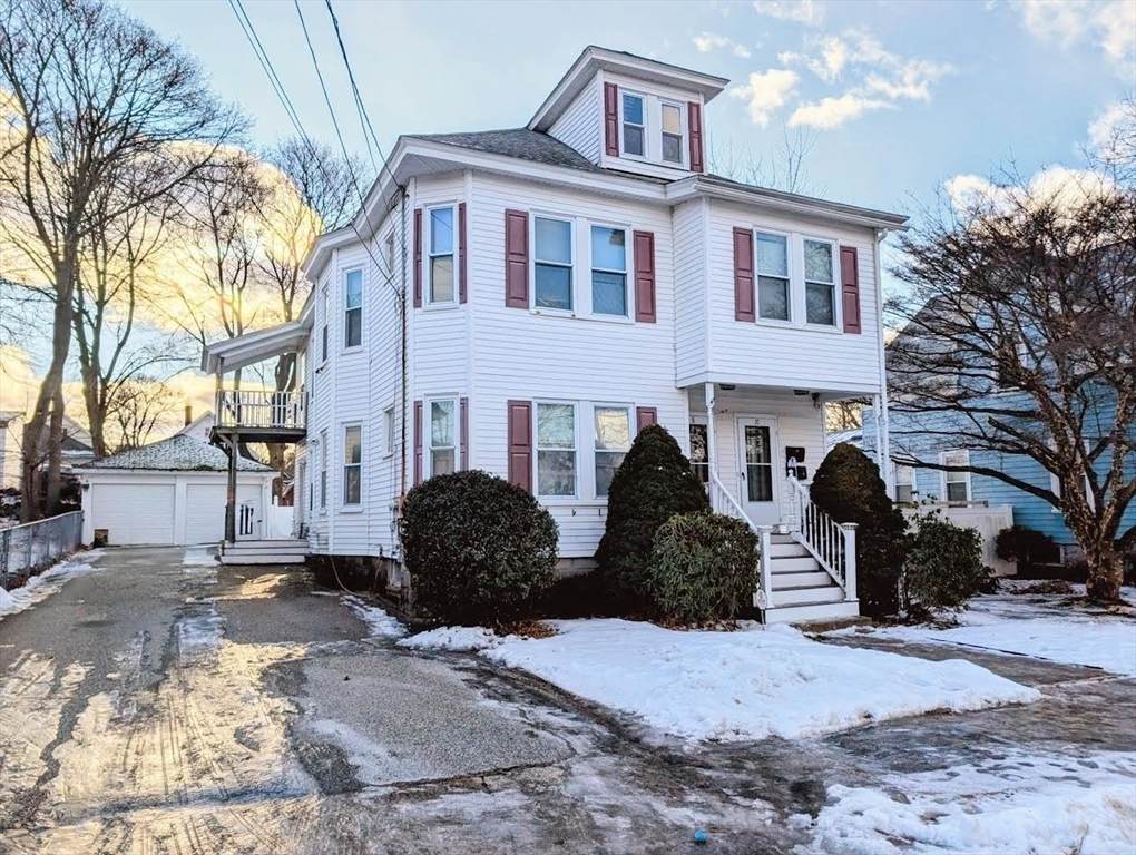 8-10 Elsmere Ave - Photo 1