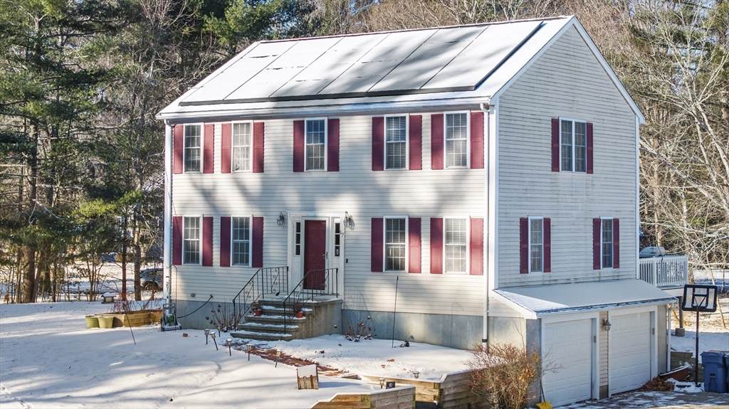 17 Fieldcrest Drive - Photo 1