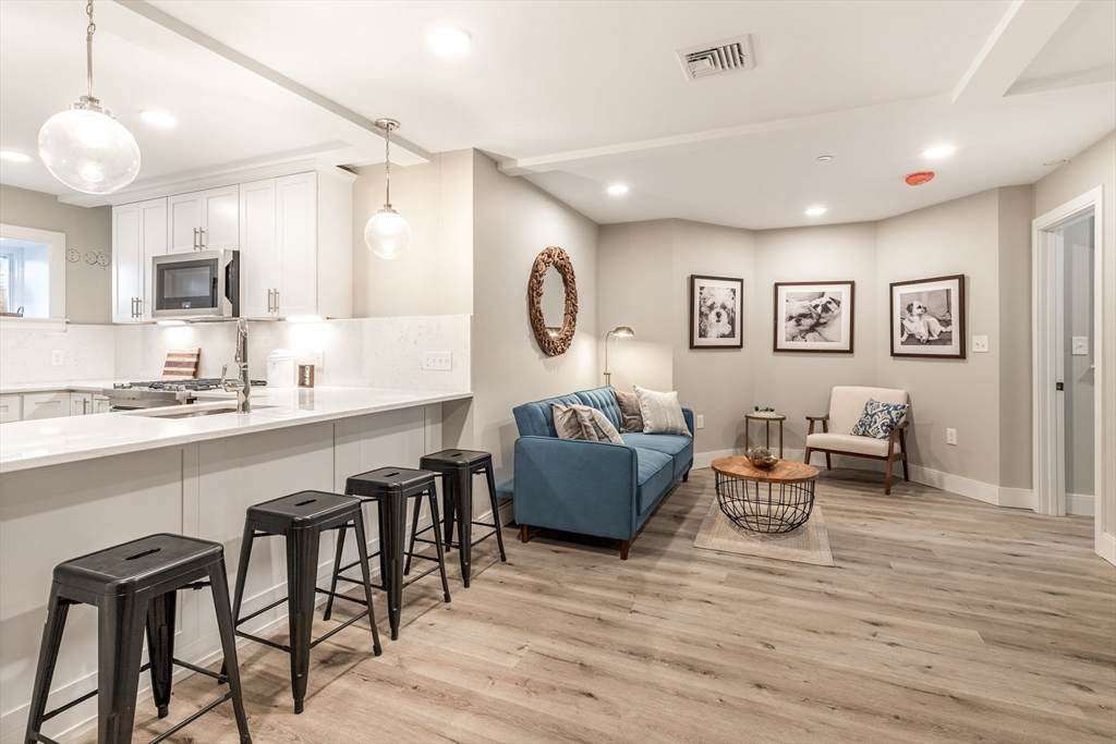 66 Falcon Street - Photo 1