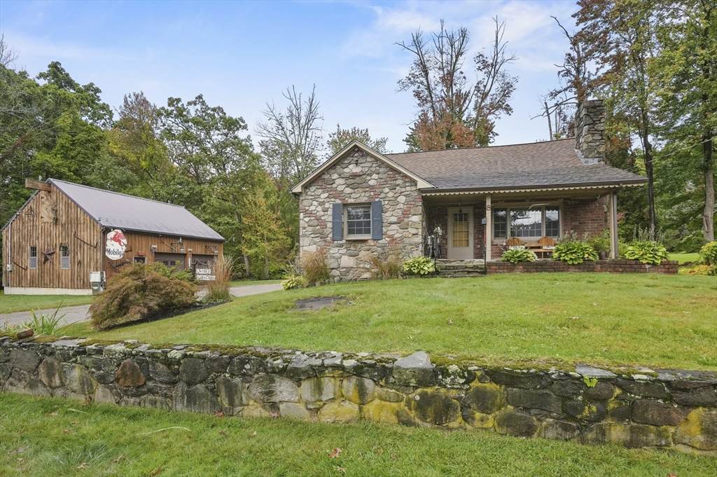 8 Beach Road - Photo 1