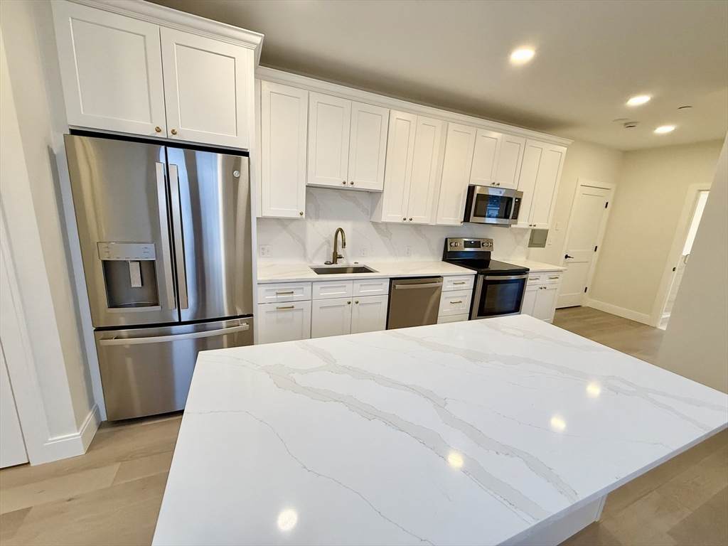 120 Emerson St - Photo 1