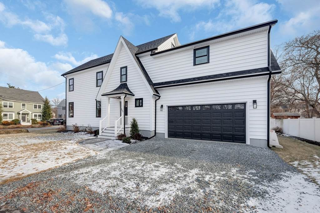 203 Everett Street - Photo 1