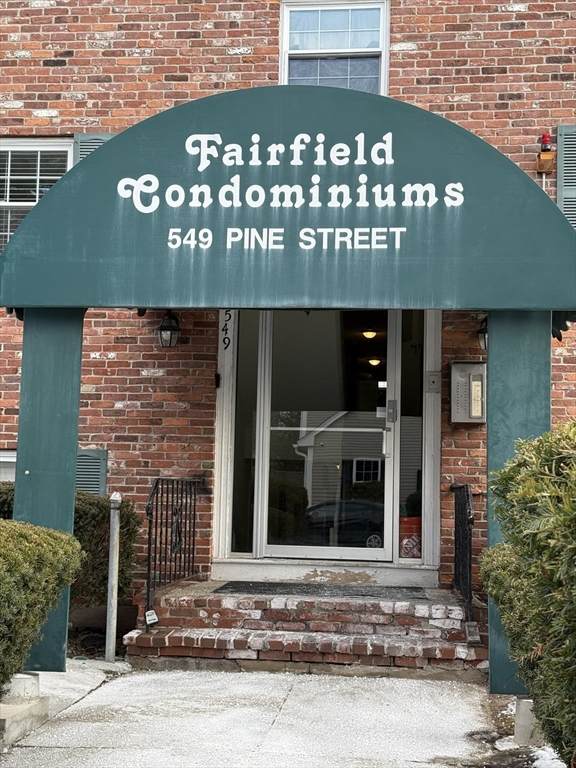 549 Pine St - Photo 1