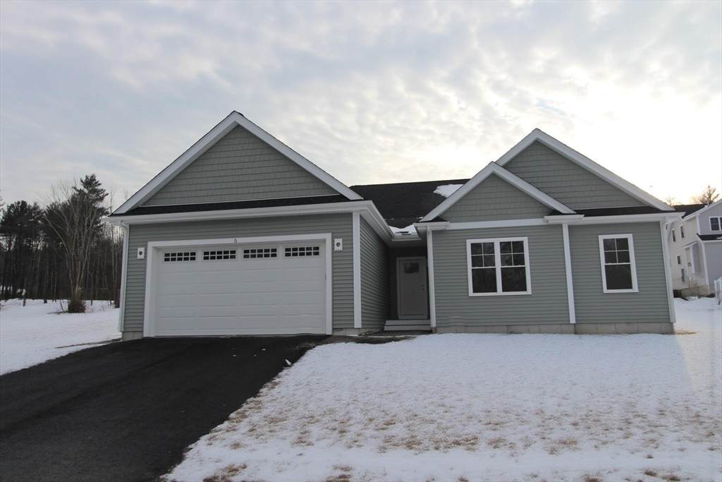 8 Weber Farm Road - Photo 1