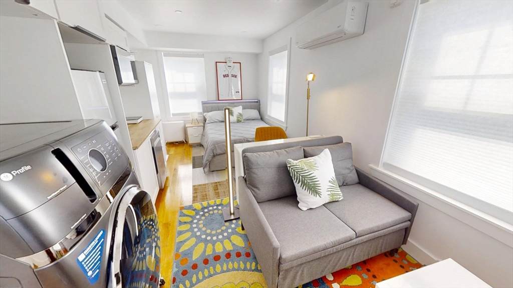 36 Shepard St - Photo 1