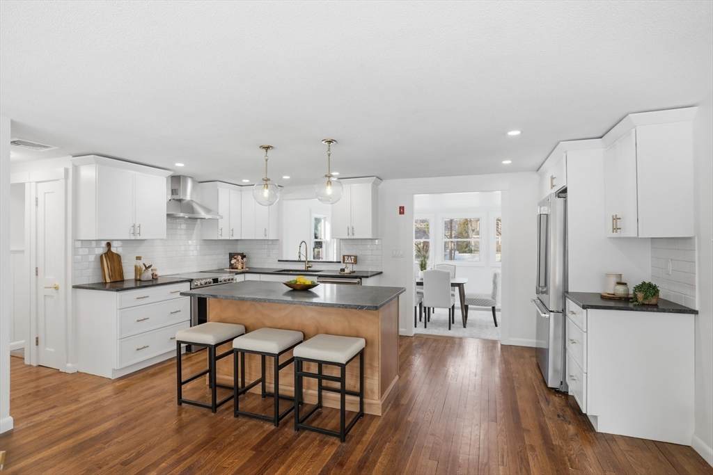 11 Maple Terrace - Photo 1