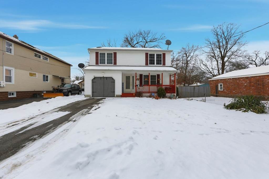 44 Border St - Photo 1