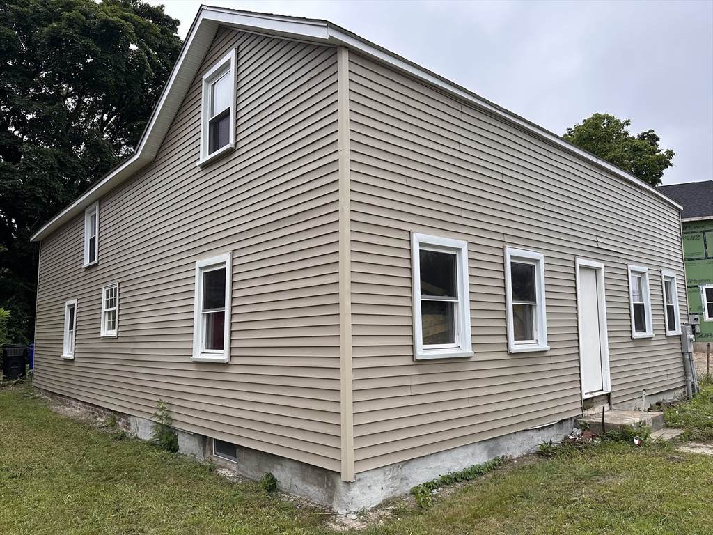 138 Magazine - Photo 1