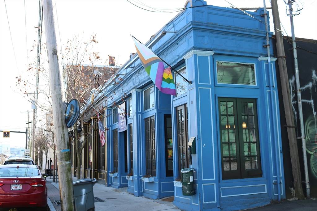 70 Beacon - Photo 1