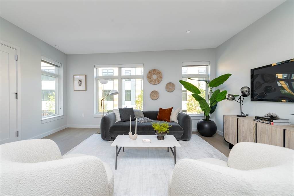 5 Lisbon St - Photo 1