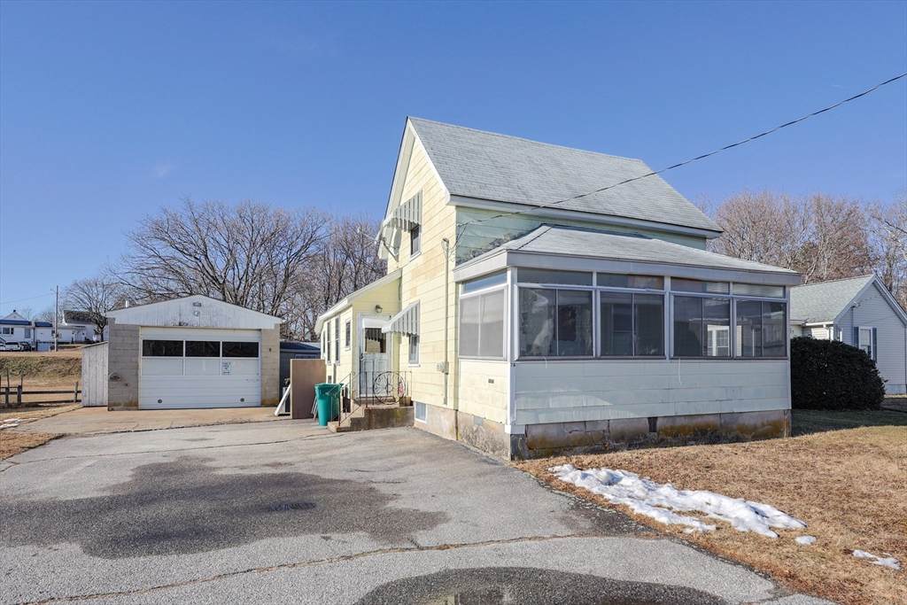 75 Ottawa St. - Photo 1