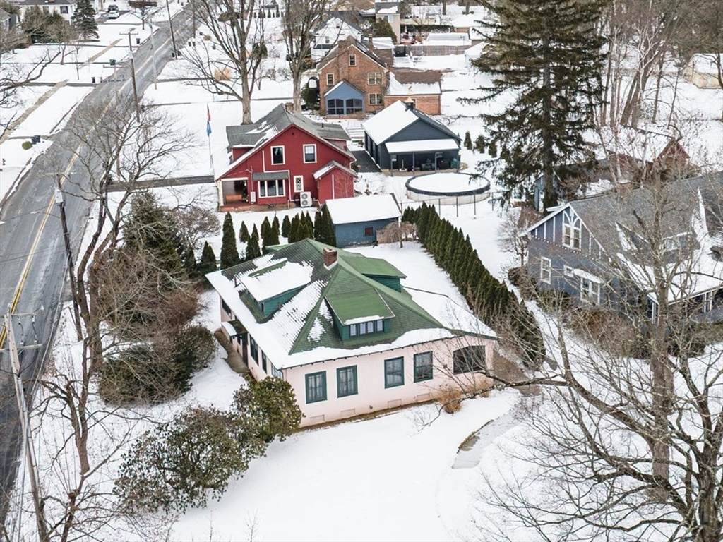 1423 Longmeadow Street - Photo 1