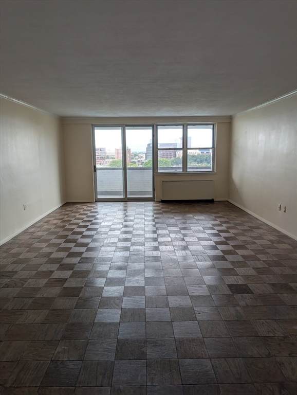 8 Whittier Place - Photo 1