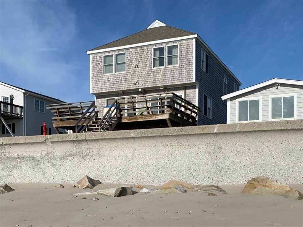 61 Ocean Road North - Photo 1