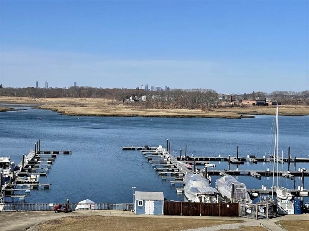 100 Cove Way - Photo 1