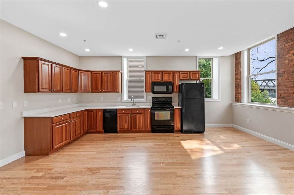 72 River Street - Photo 1