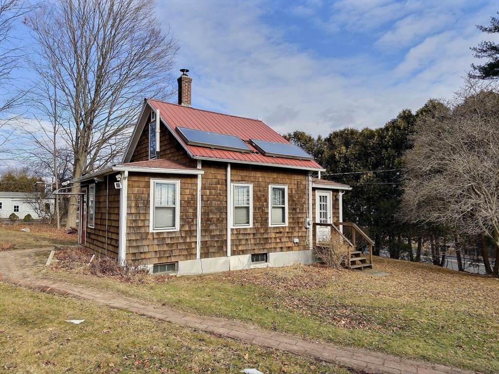 270 North East Street - Photo 1