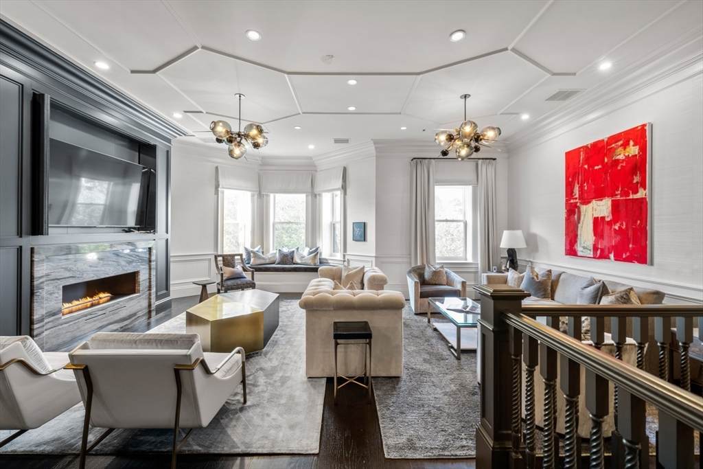 244 Marlborough Street - Photo 1