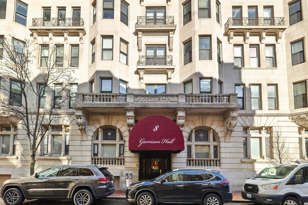 8 Garrison St - Photo 1