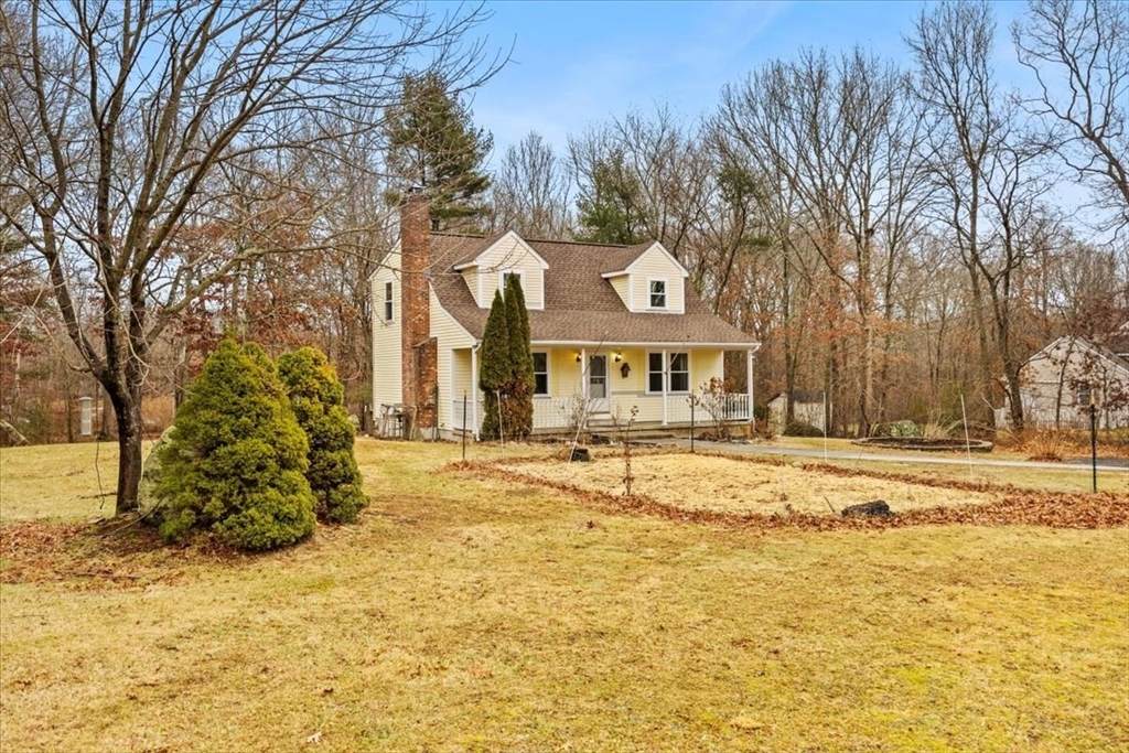 349 Anawan St - Photo 1