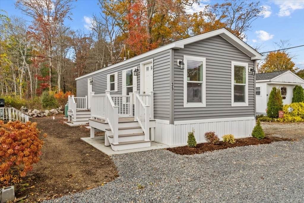 1540 Broadway - Photo 1