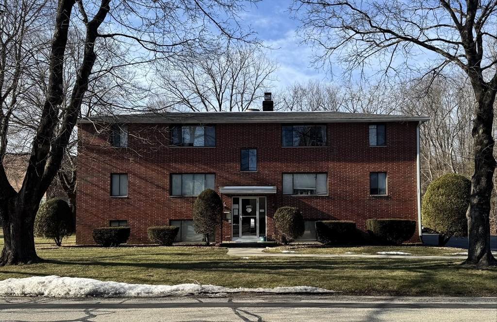 320 Elm Street - Photo 1