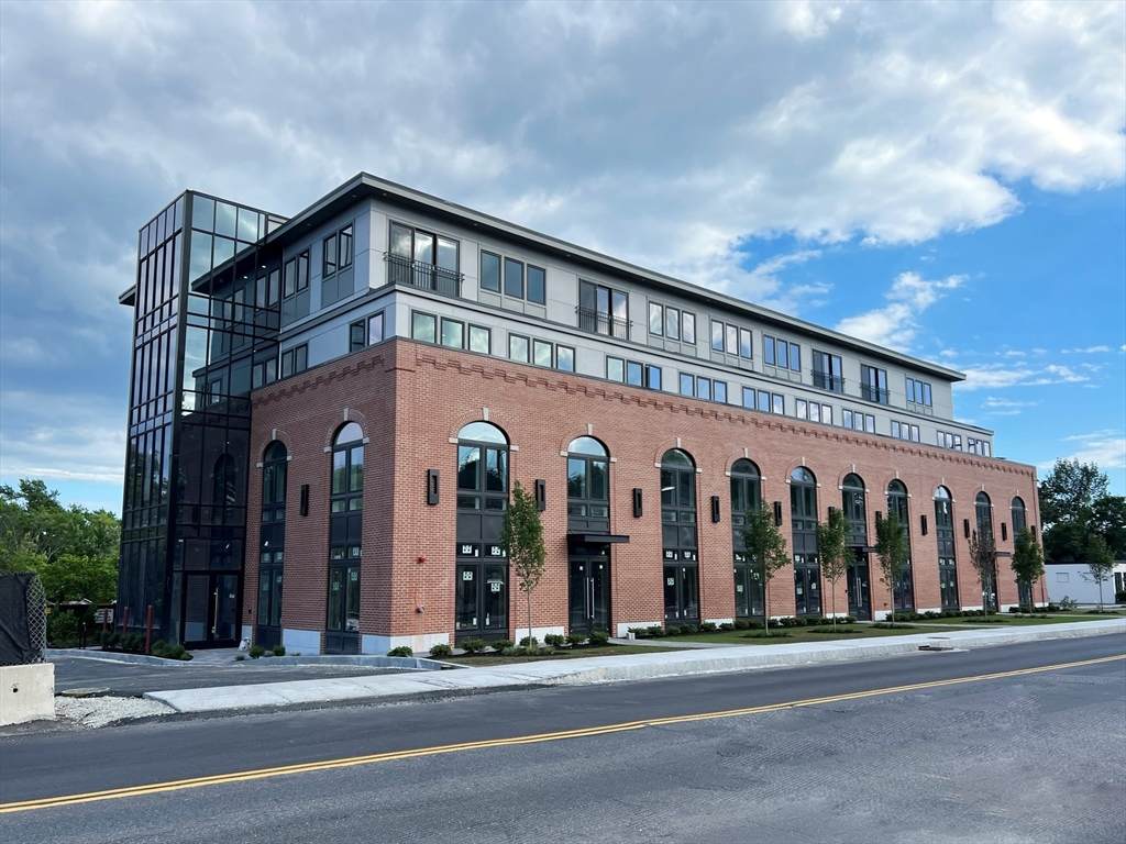 80 Bridge St - Photo 1