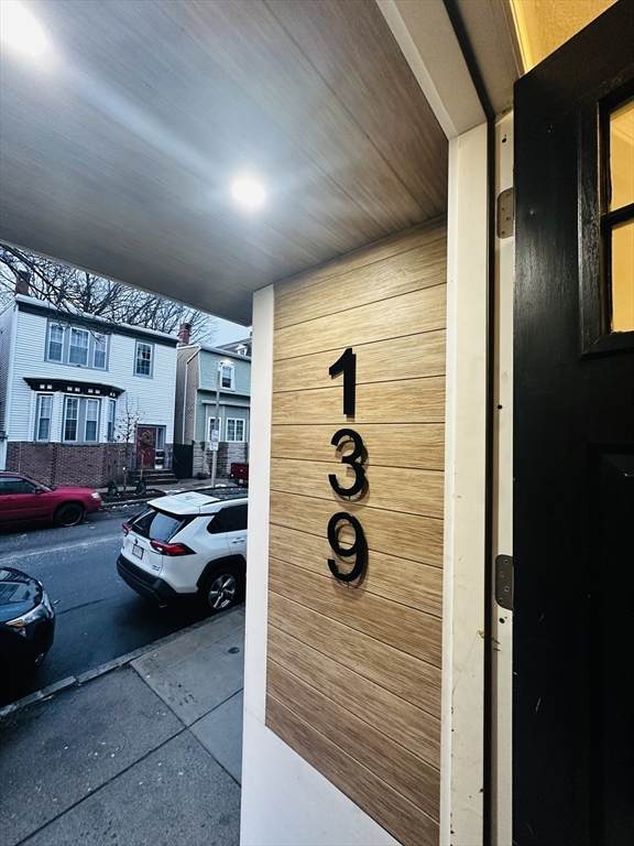 139 Princeton St - Photo 1