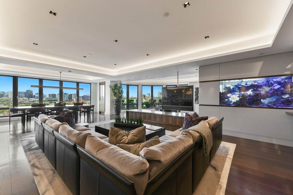 776 Boylston - Photo 1