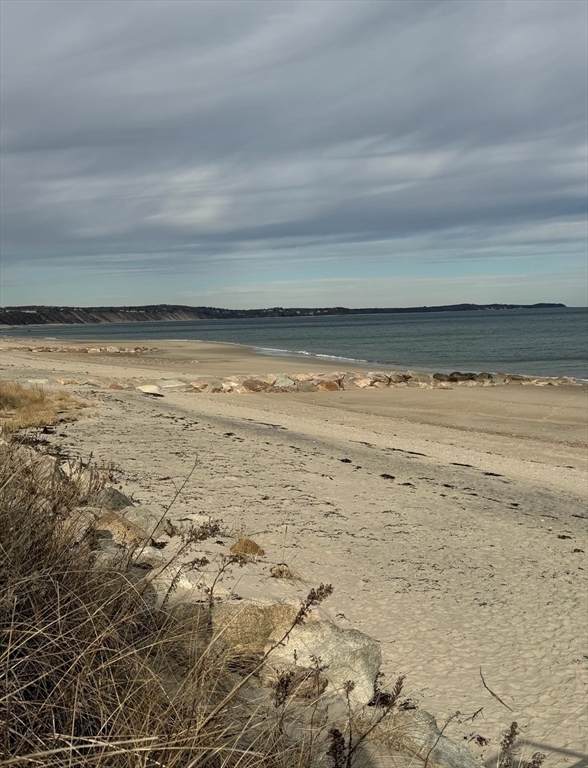 8 Driftwood Ln - Photo 1