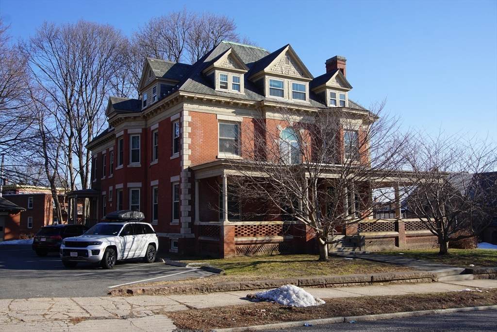 495 Appleton St - Photo 1