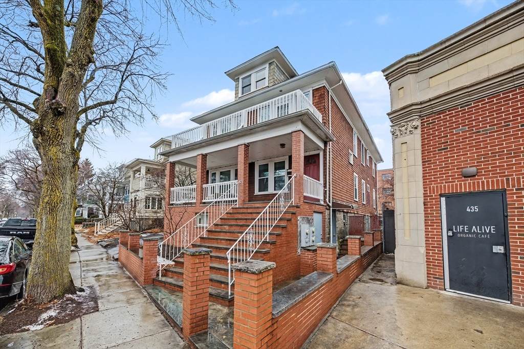 7 Moraine Street - Photo 1