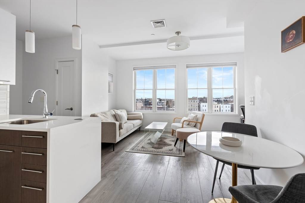 70 Bremen St - Photo 1