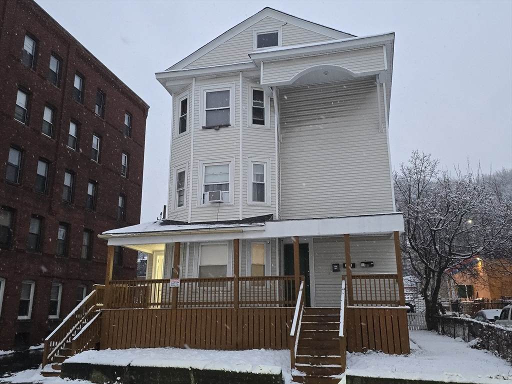 4 Preston St - Photo 1