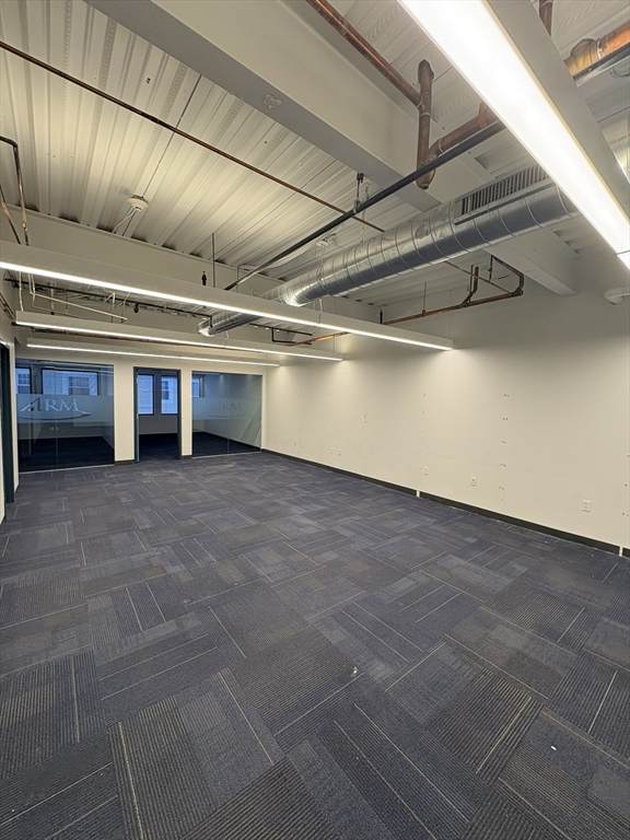 313 Washington - Photo 1