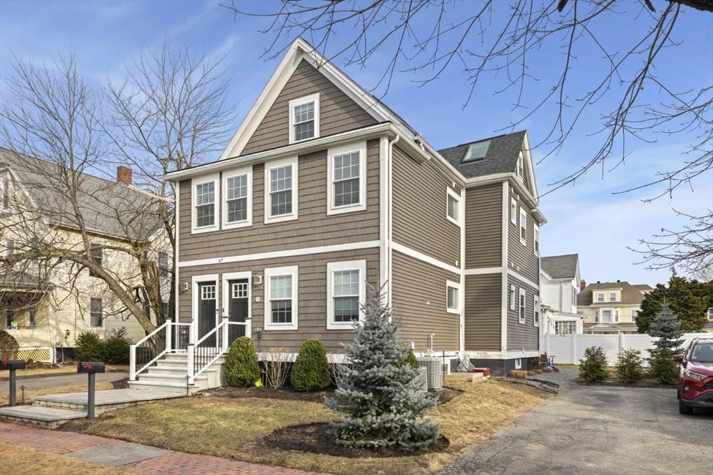 87 Otis Street - Photo 1