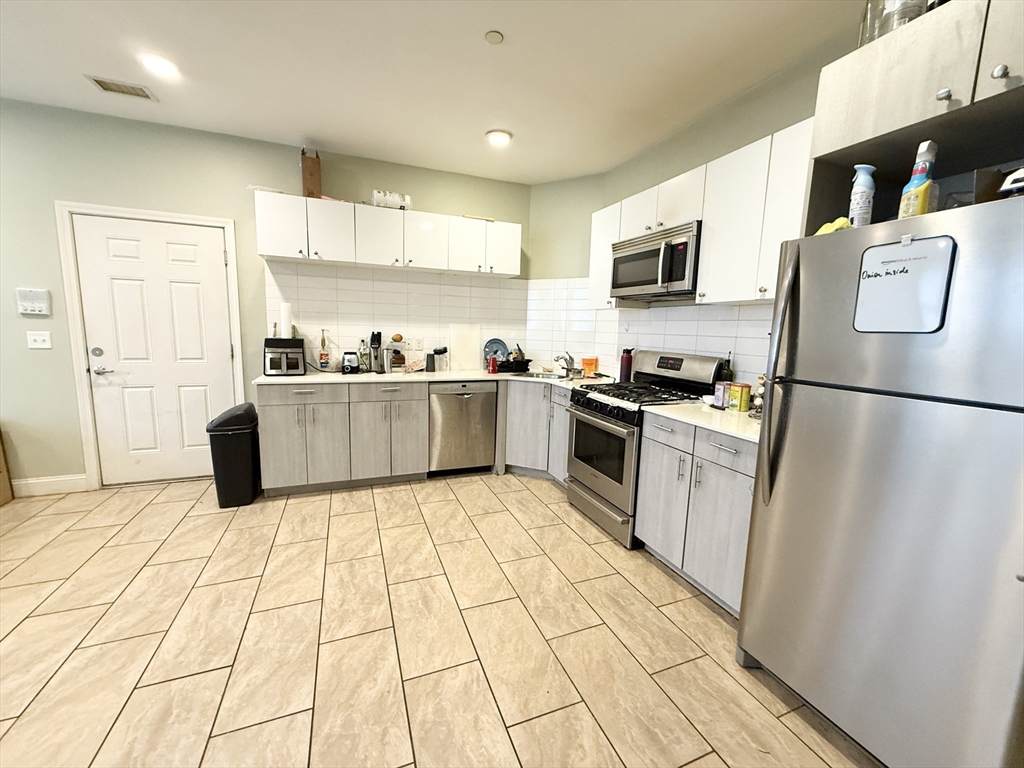 299 Dudley St - Photo 1