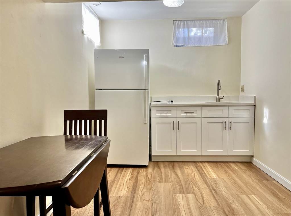 46 Central Ave - Photo 1